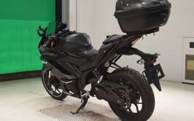 YAMAHA YZF R-3 2019 RH13J