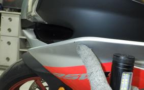 APRILIA RSV4R 2017