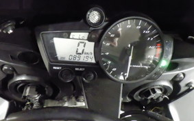 YAMAHA YZF-R1 2002