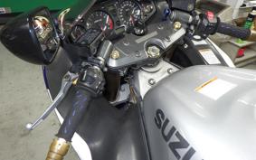 SUZUKI GSX-1300R HAYABUSA 2000