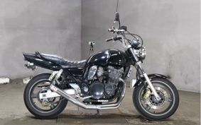 SUZUKI INAZUMA 400 GK7BA