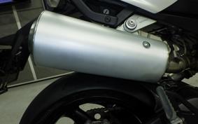 DUCATI MONSTER 696 2010