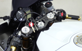 YAMAHA YZF-R1 2013 RN24J
