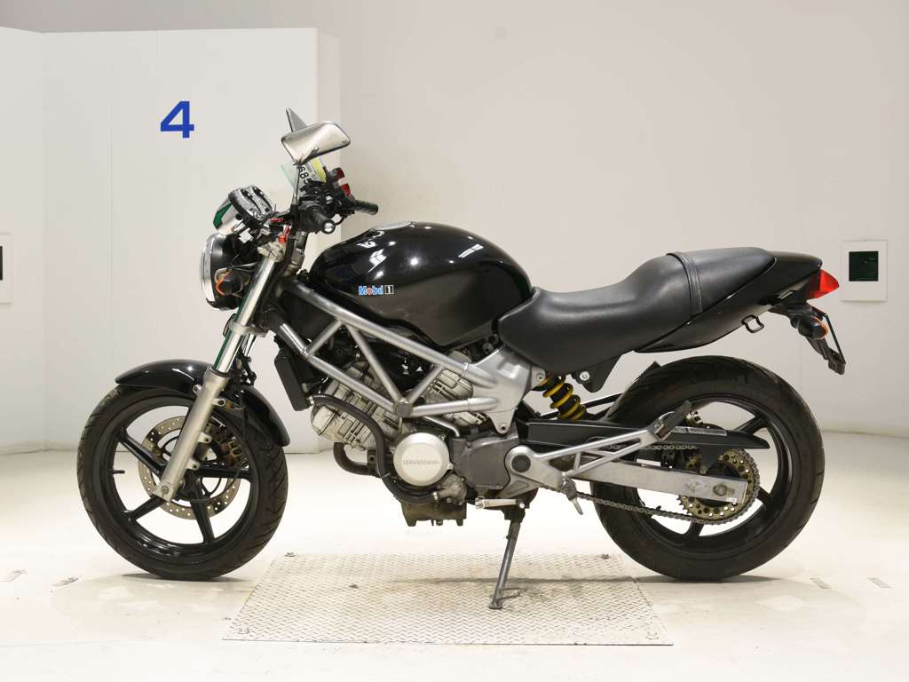 Фото Honda VTR 250 2006 с японского аукциона