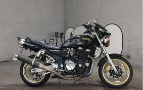 YAMAHA XJR1200 1995 4KG
