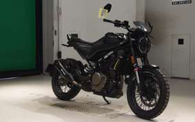 HUSQVARNA SVARTPILEN 401 2022