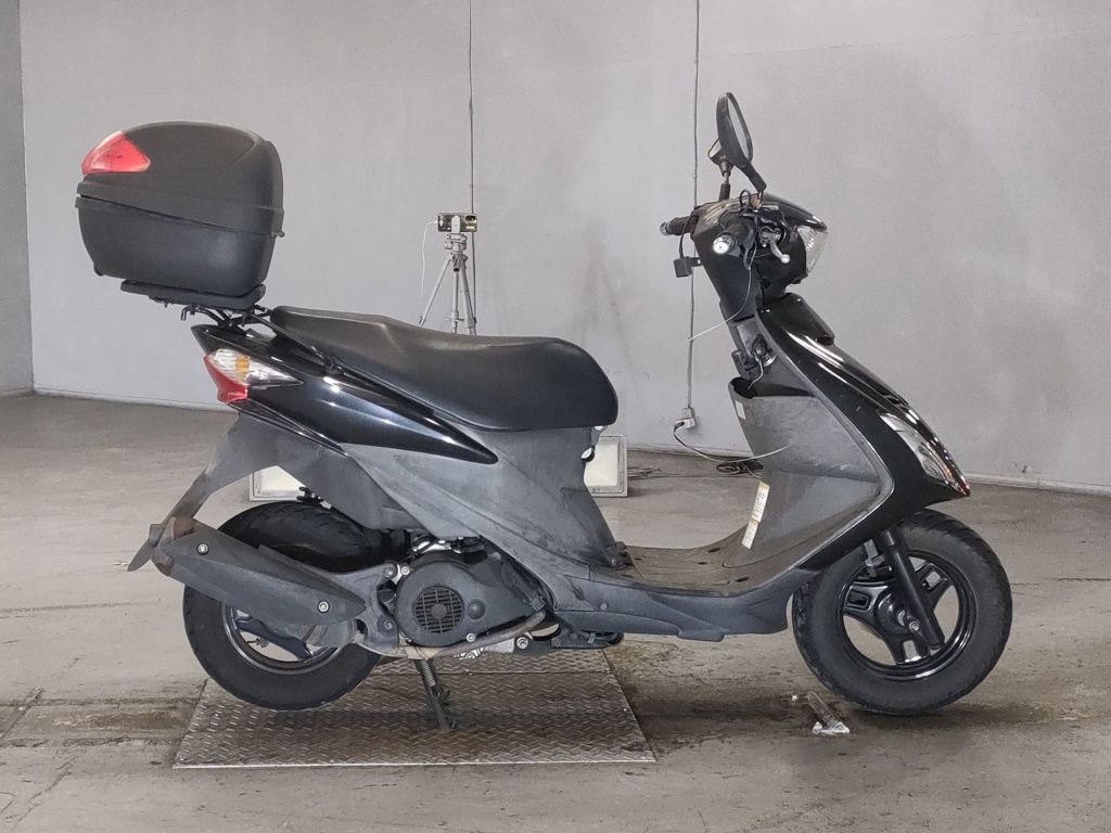 Фото Suzuki ADDRESS V125 с японского аукциона