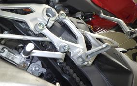 DUCATI STREETFIGHTER V4 S 2025