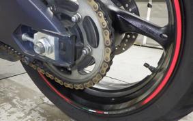 SUZUKI GSX-R750 2013