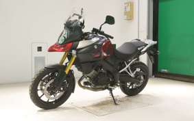 SUZUKI Vｽﾄﾛｰﾑ1000A 2025