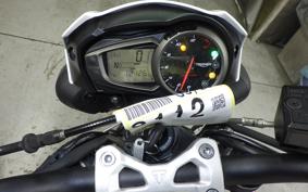 TRIUMPH STREET TRIPLE S 2022
