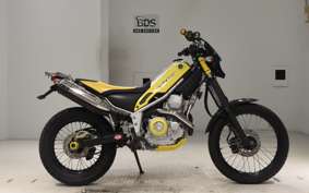 YAMAHA TRICKER