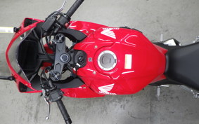 HONDA CBR650R E-Clutch 2026 RH17