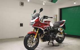 HONDA CB1300SB SUPER BOLDOR SP 2026 SC54