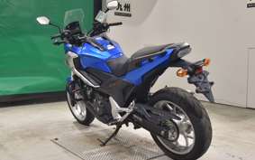 HONDA NC750X D 2016 RC90