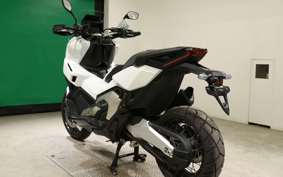 HONDA X-ADV 750 2025 RH21