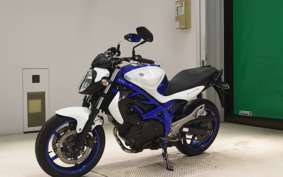 SUZUKI ｸﾞﾗﾃﾞｨｳｽ400 2013 VK58A