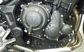 TRIUMPH TRIDENT 660 2026