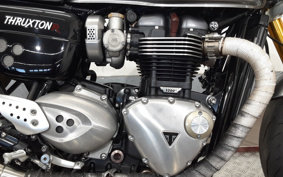 TRIUMPH THRUXTON 1200R 2016 DAD72H