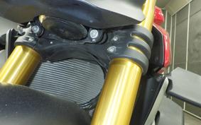 DUCATI STREETFIGHTER V4 S 2021