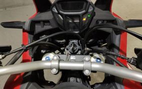 HONDA CRF1000L AFRICA TWIN SD04