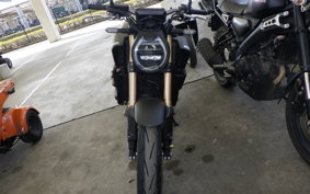 HONDA CB650R E-Clutch 2025 RH17