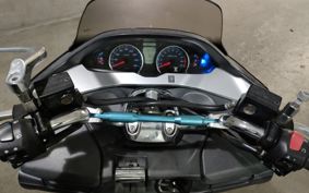 SUZUKI SKYWAVE 250 CJ44A