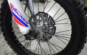 BETA クロス TRE-ナー250