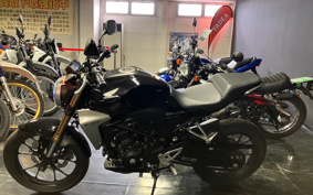 HONDA CB250R MC52
