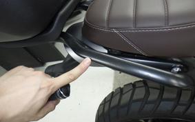 TRIUMPH SCRAMBLER 400X 2025
