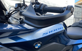 BMW S1000XR 2024 0P11