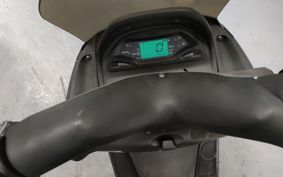 YAMAHA MAJESTY 125 SE27