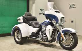 HARLEY FLHTCUTG TRIKE 2014