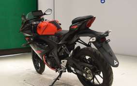 SUZUKI GSX-R125 DL33B