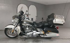 HARLEY FLHTCUSE 1800CVO 2013 PR8