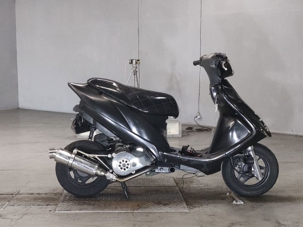 Фото Suzuki ADDRESS V125 с японского аукциона