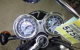 TRIUMPH BONNEVILLE T100 2024