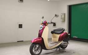 HONDA CREA SCOOPY 2011 AF55