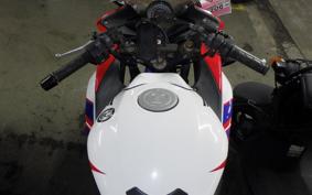 HONDA CBR125R