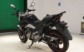 SUZUKI GSR250