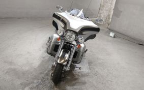 HARLEY HARLEY FLHTCUSE1800CVO PR8