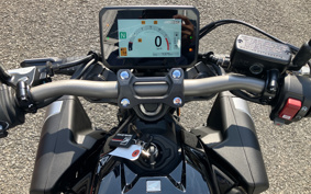 HONDA CB650R 2025 RH17