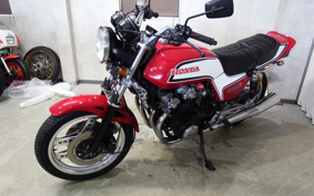 HONDA CB750 1982 RC04