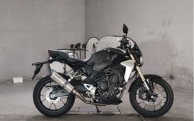 HONDA CB250R MC52