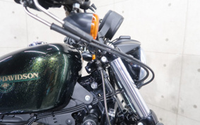 HARLEY XL883N 2018 LE2