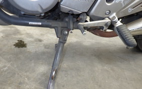 SUZUKI GSR250