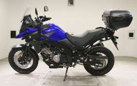 SUZUKI Vｽﾄﾛｰﾑ650XTA 2020 C733A