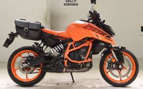 KTM 390 DUKE 2024