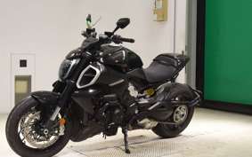 DUCATI DIAVEL V4 2024