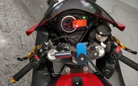 SUZUKI GSX-R600 C3111